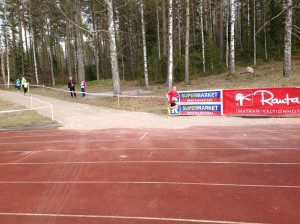 Elmeri maalisuoralla